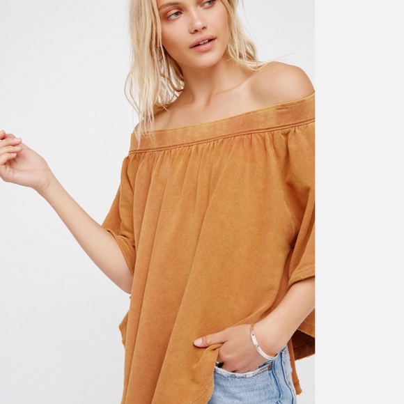 New Free People Kiss me off shoulder top NWT - Picture 1 of 4